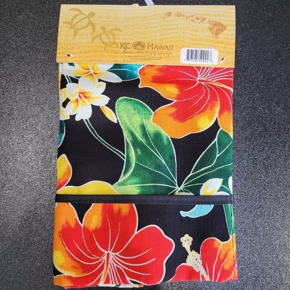 Island Style Vibrant Hawaiian Floral Apron - Picture 3 of 7